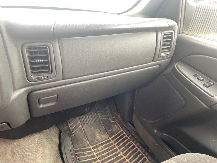 2005-chevrolet-silverado-2500-image-74