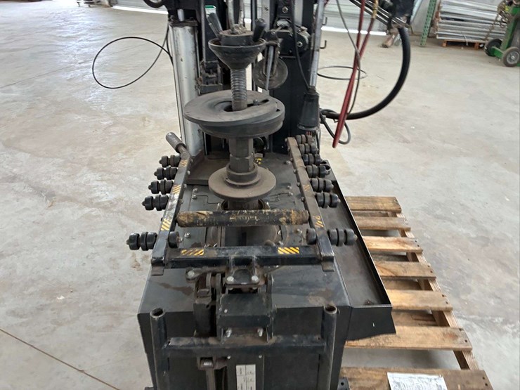 plus91auto34-hunter-tire-changer-image-8