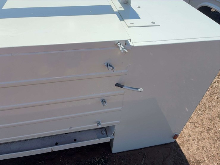 utility-truck-bed-image-9