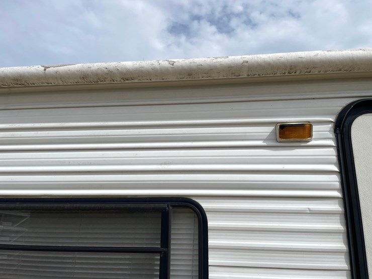 #320-•-2000-salem-smt-27bh-salem-camper-(has-wi-title)-image-23