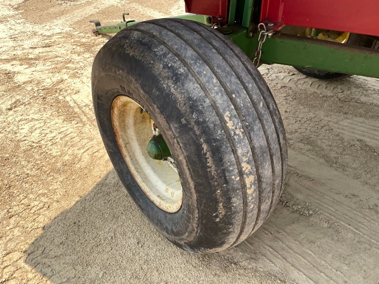 2008-john-deere-770-image-12