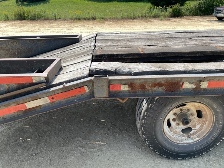 #1236-•-2005-home-made-19'-deckover-trailer-(has-wi-title)-image-19