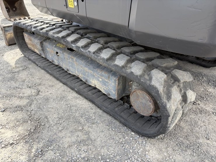 2021-volvo-ec60e-image-17