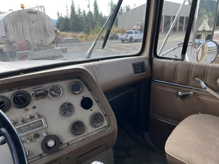 1991-ford-lt9000-image-27