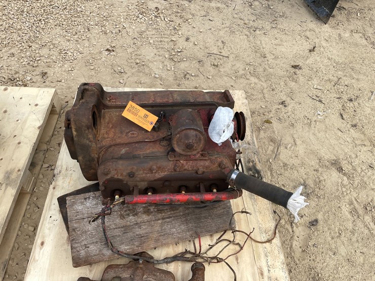 ford-8n-image-9