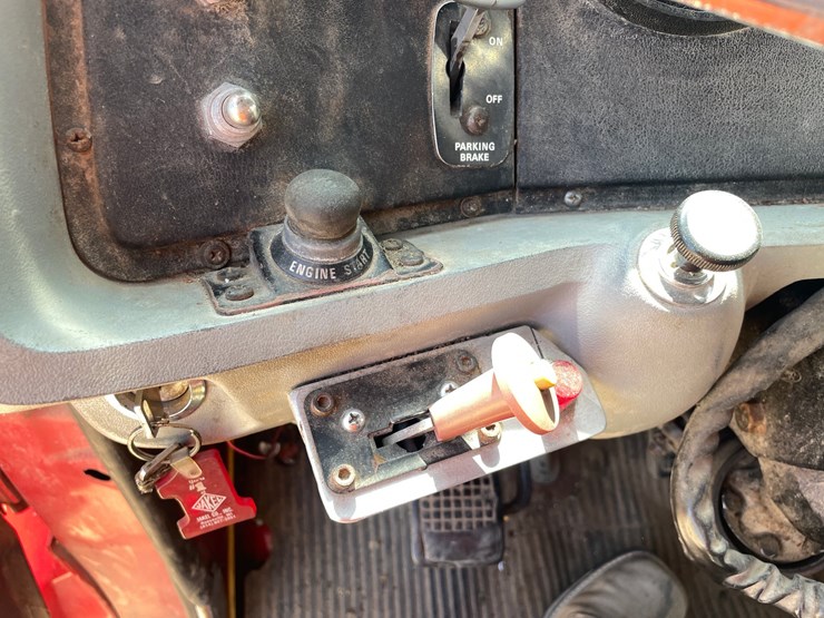 1980-ford-l9000-image-114