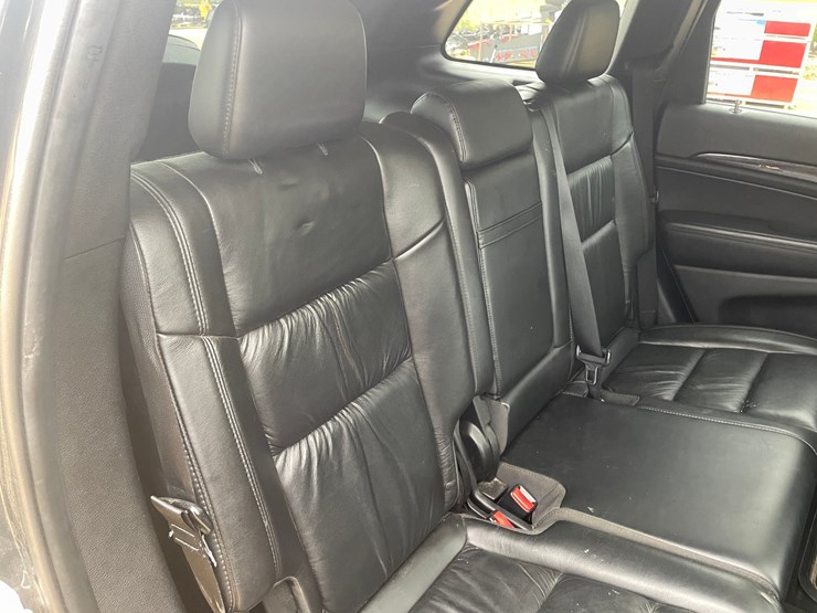 2011-jeep-grand-cherokee-laredo-image-56