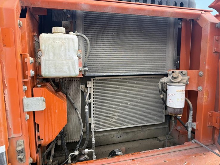 doosan-dx225-lc-3-image-14