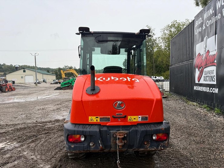 2023-kubota-r540-image-3