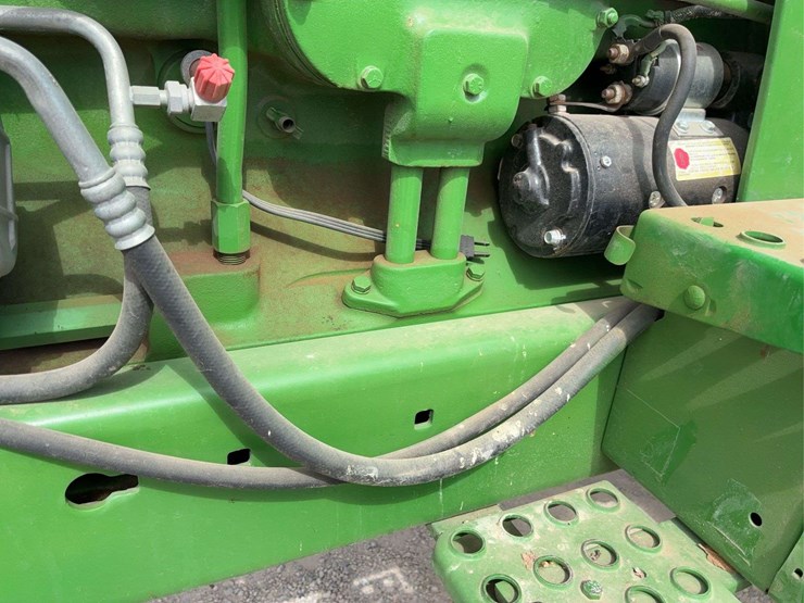 1980-john-deere-4440-image-33