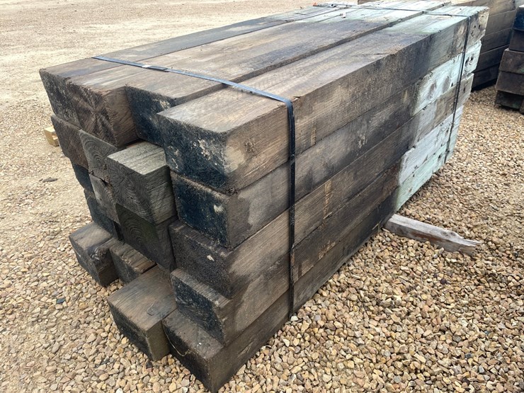#3886-•-bundle-of-used-guard-rail-posts-image-4