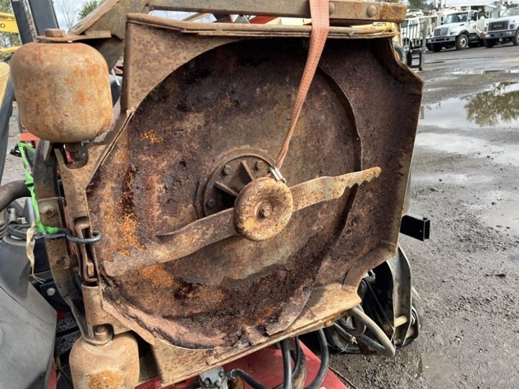 toro-groundsmaster-4700d-image-13