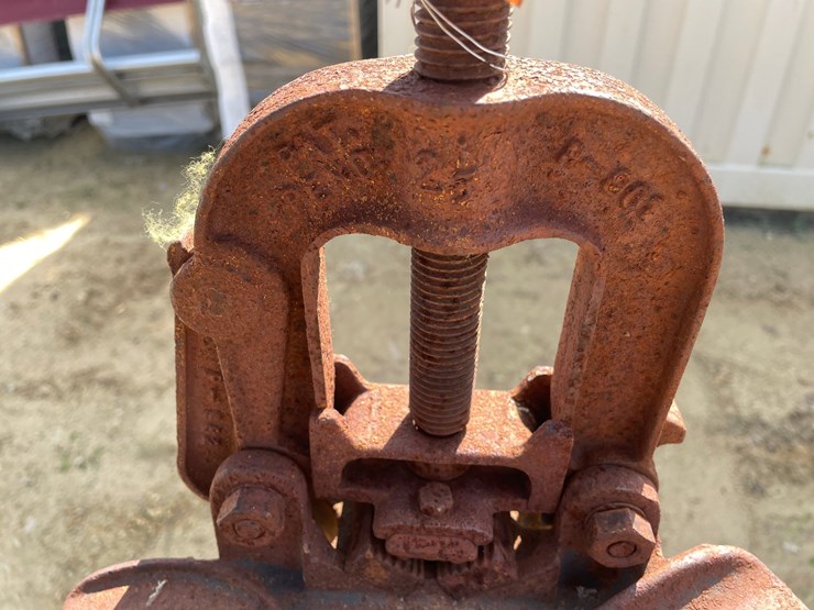 #3864-•-pipe-vise-stand-image-9