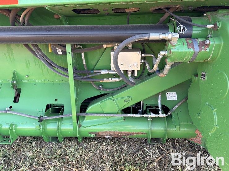 2017-john-deere-640fd-image-12