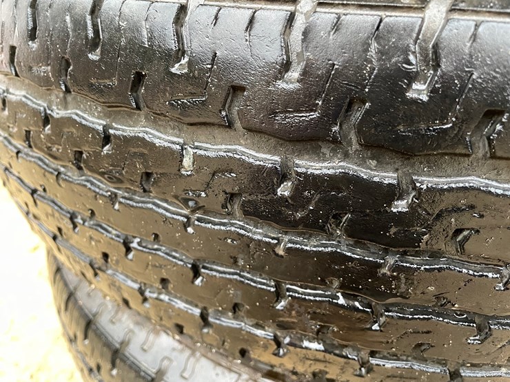 #3879-•-(6)-st-235/80r16-trailer-tires-image-9