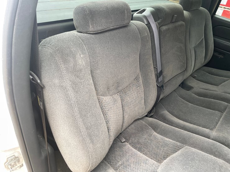 2005-chevrolet-silverado-2500-image-53