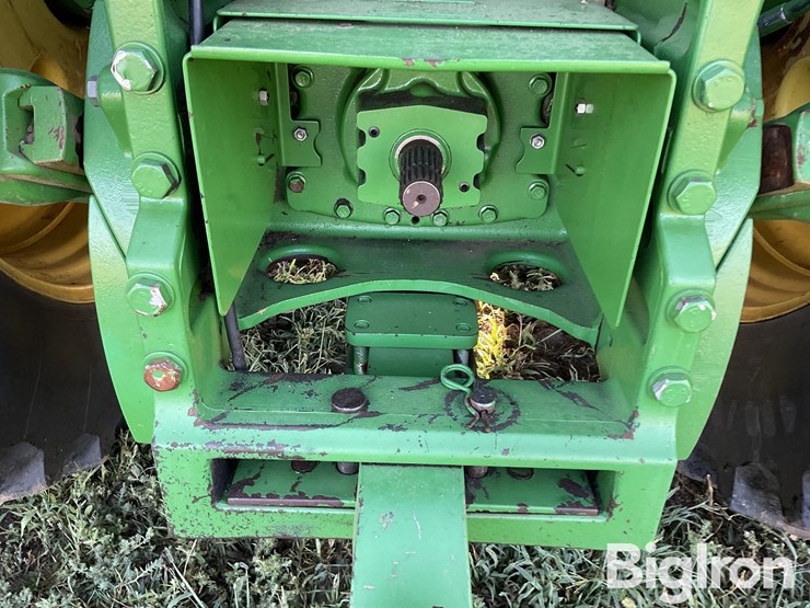 2014-john-deere-8345r-image-18