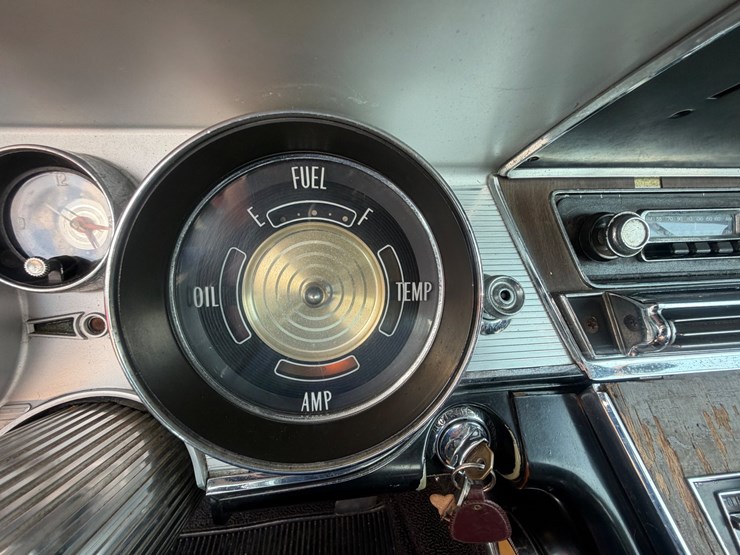 #143-•-1964-buick-riviera-image-60
