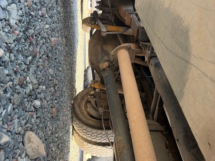 2019-ford-f550-image-36