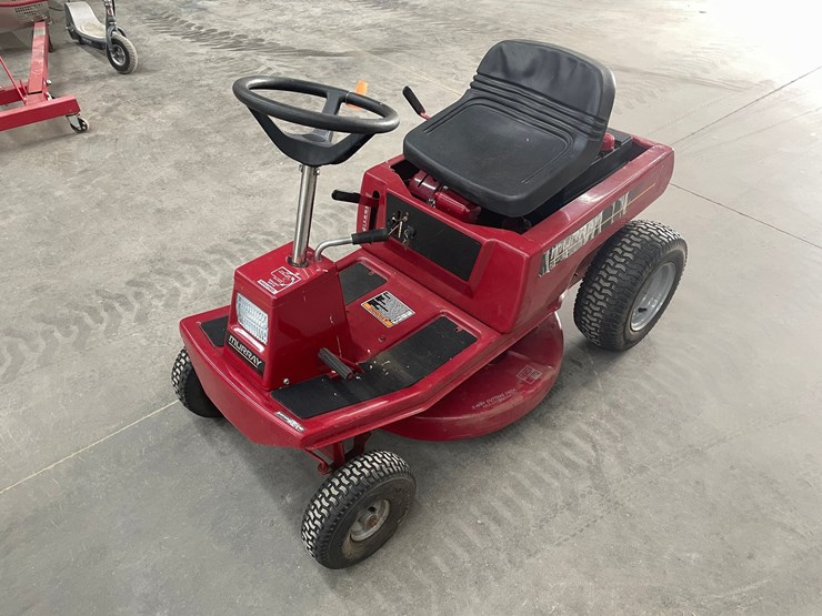 #3852-•-murray-30"-riding-lawnmower-image-1