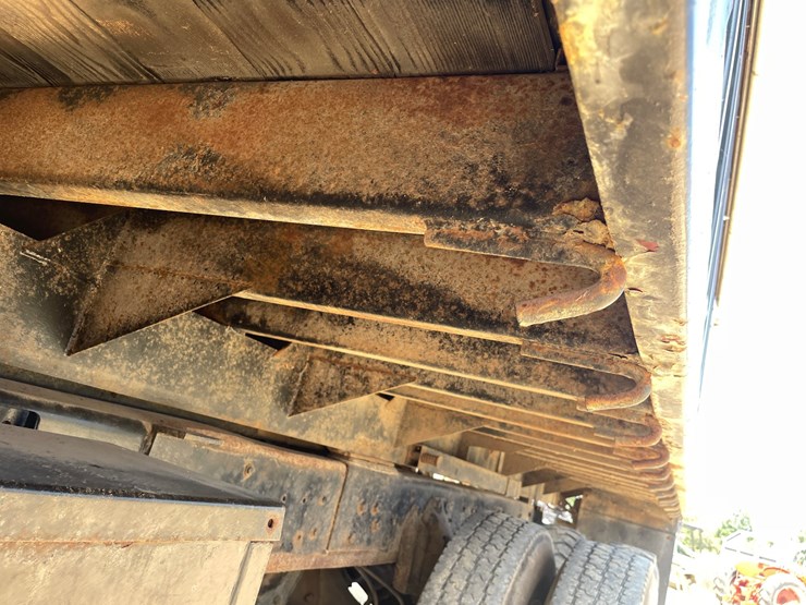 1980-ford-l9000-image-37