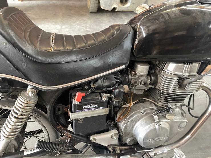 #1249-•-1980-honda-cm400e-motorcycle-(has-wi-title)-image-20