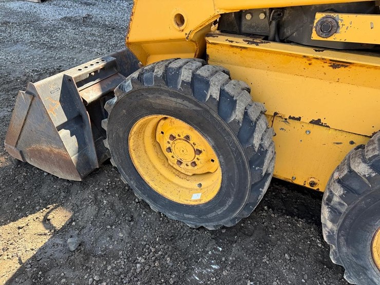deere-5575-image-17