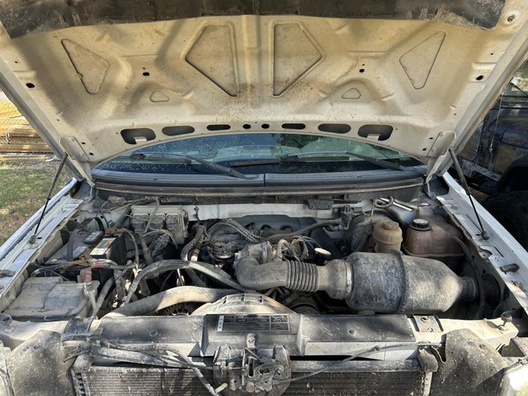 2008-ford-f150-xl-image-11