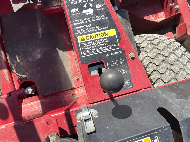 #1252-•-toro-328d-groundmaster-front-cut-diesel-mower-image-30