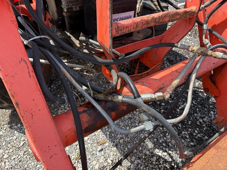 kubota-l2800-image-11