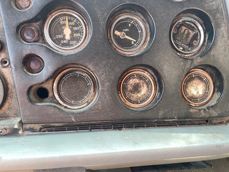 1980-ford-l9000-image-108