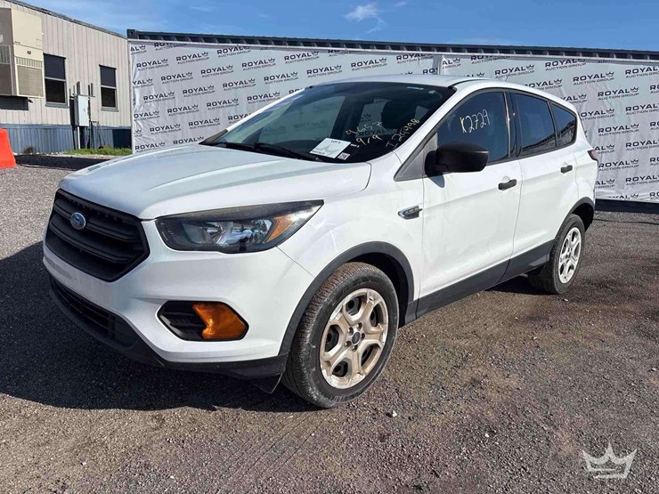 2018-ford-escape-image-1