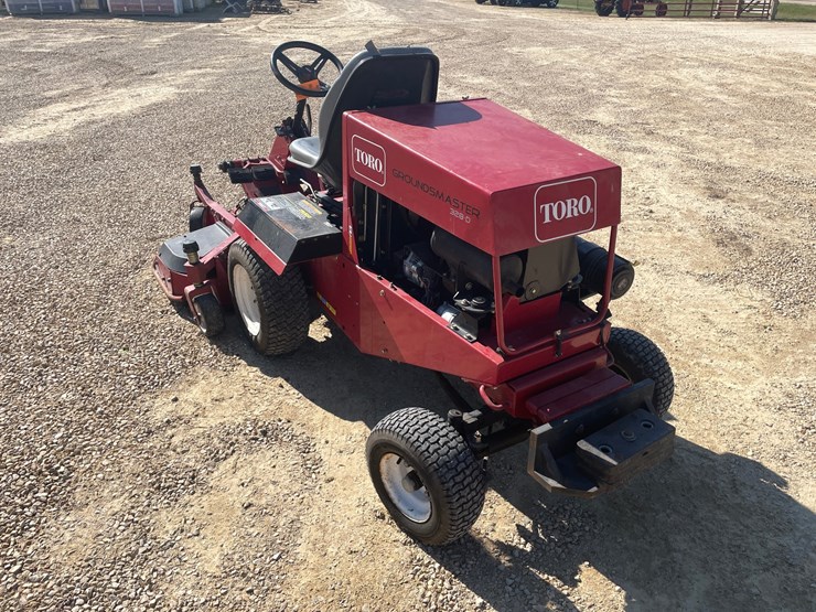 #1252-•-toro-328d-groundmaster-front-cut-diesel-mower-image-7