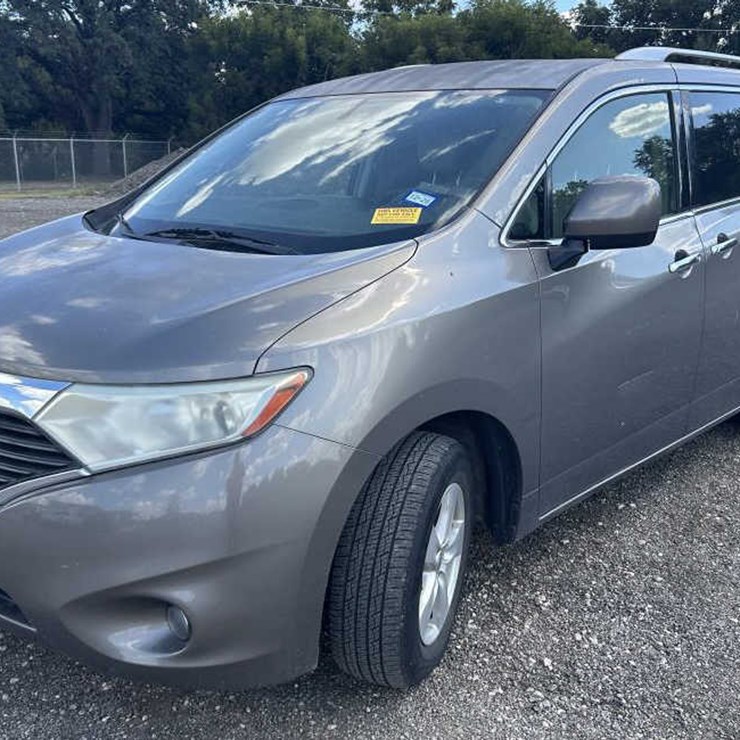2016 NISSAN QUEST