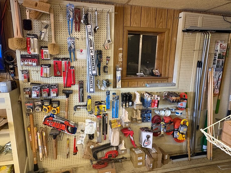 hardware-contents-of-pegboard-image-1
