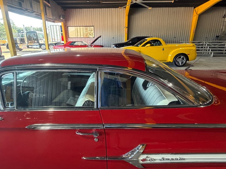 #128-•-1960-chevrolet-impala-2-door-hardtop-–-348-v8-image-81