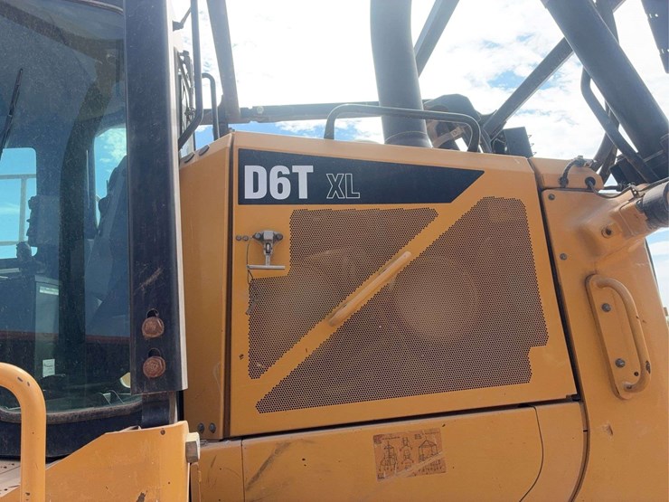 2018-caterpillar-d6t-xl-image-7
