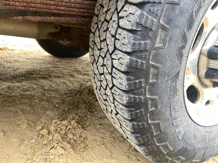 2005-chevrolet-silverado-2500-image-136