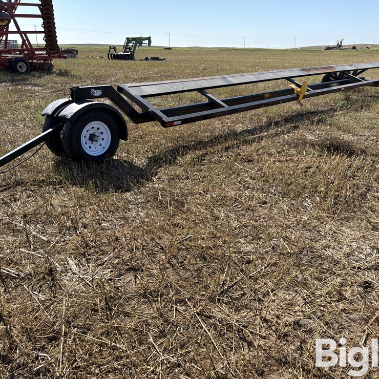B&B 43' T/A Header Trailer
