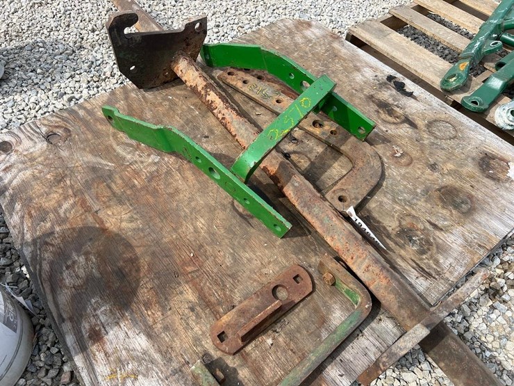 john-deere-2510-image-1