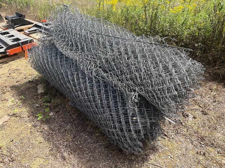 #3859-•-(3)-rolls-of-chain-link-fencing-image-1