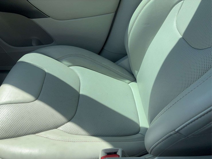 2020-jeep-cherokee-limited-image-13