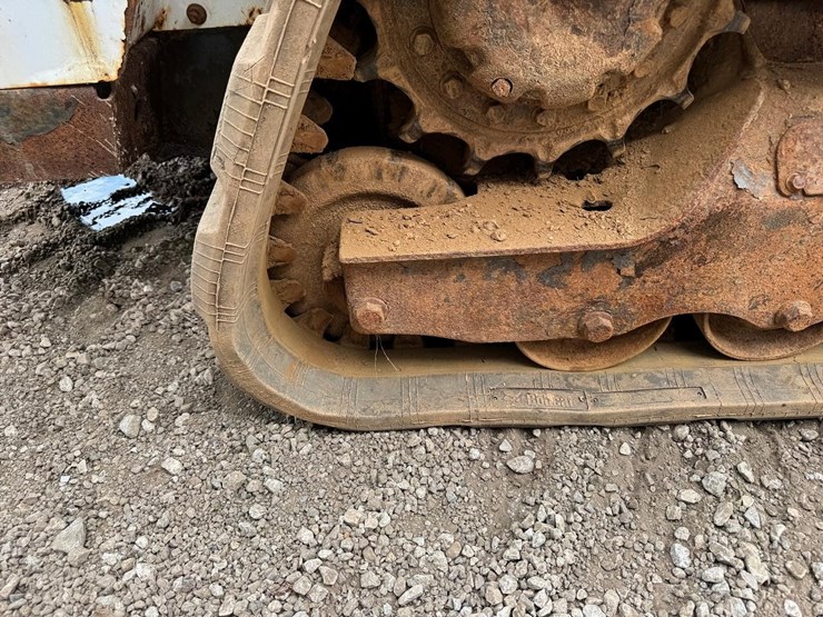 2019-bobcat-t595-image-19