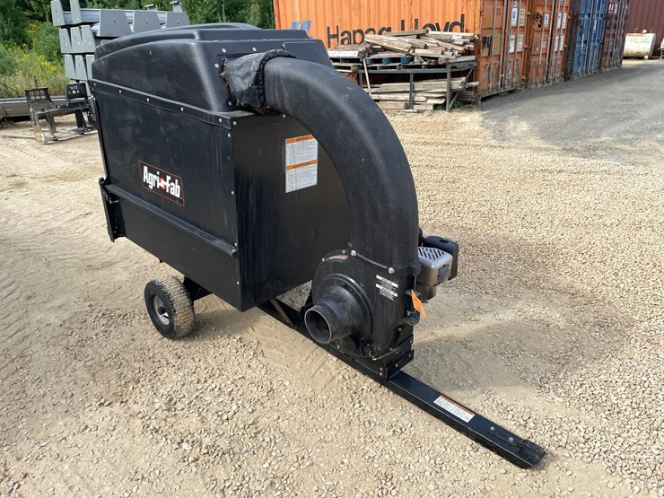 #3847-•-agri-fab-mow-n-vac-image-3