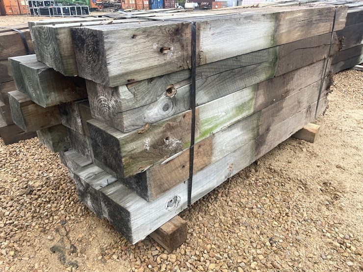 #3887-•-bundle-of-used-guard-rail-posts-image-2