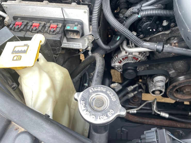 2011-jeep-grand-cherokee-laredo-image-108