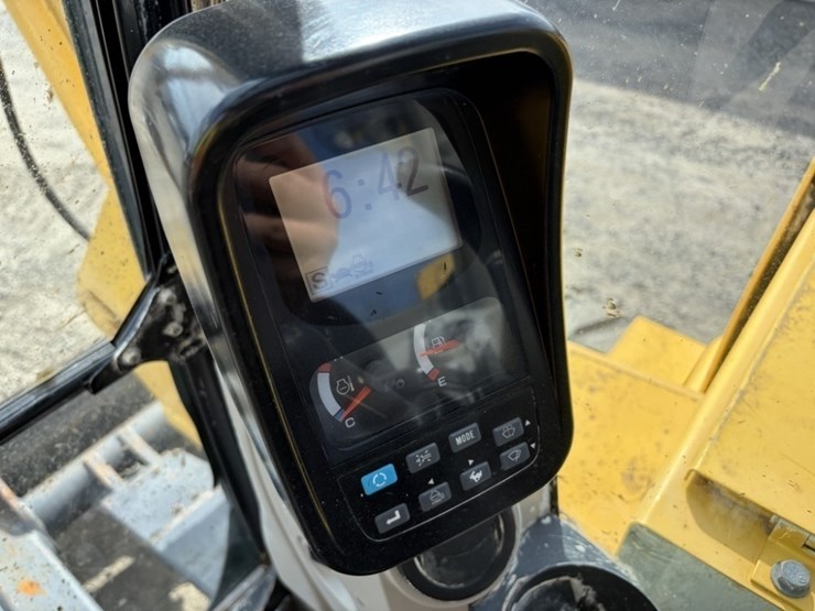 kobelco-sk80cs-2-image-29