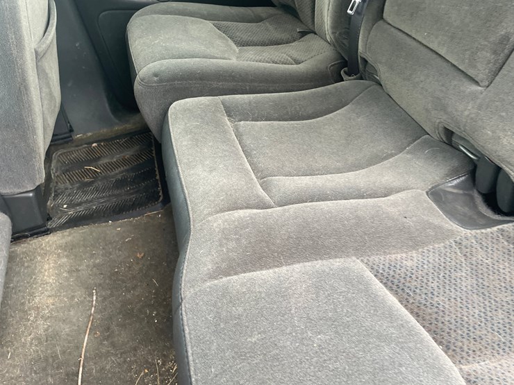 2005-chevrolet-silverado-2500-image-46