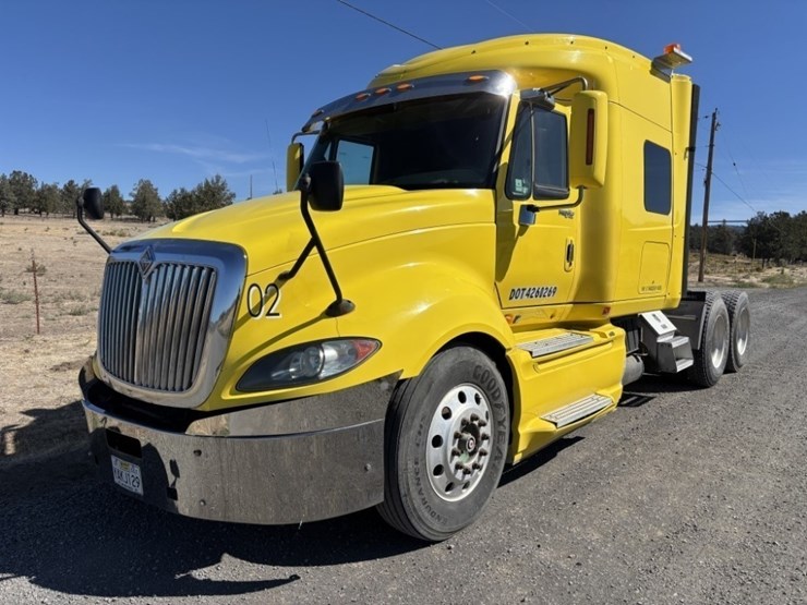 2008-international-prostar-image-1