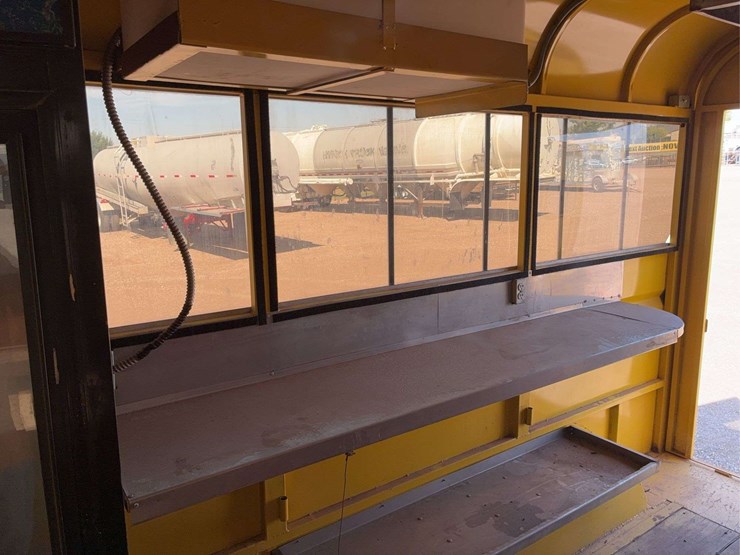 2004-reyes-trailers-enclosed-cargo-trailer-image-14